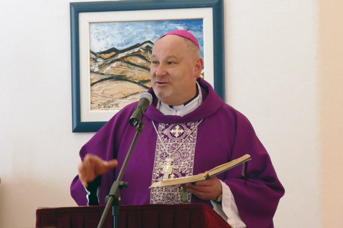 Posjet biskupa Petanjka Psihijatrijskoj bolnici Rab